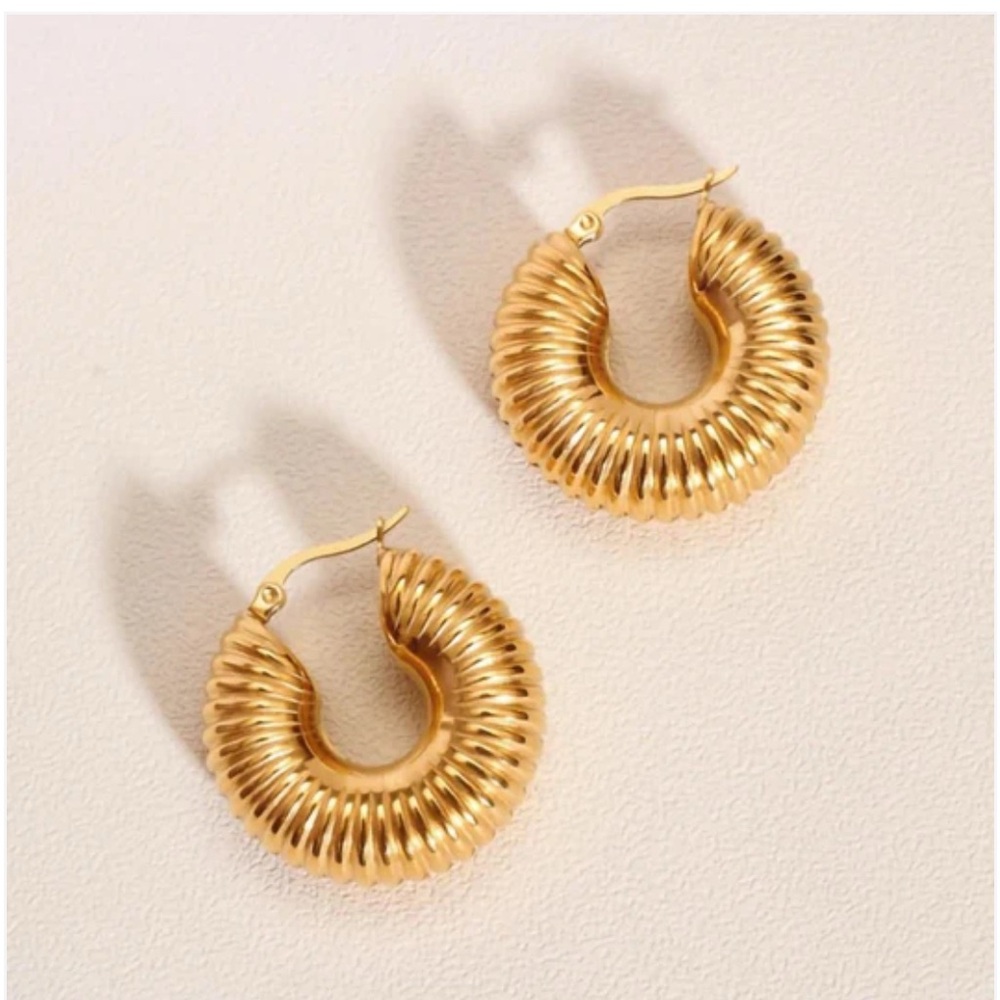 Gold Ribbed Hoop Earrings - Women Jewelry Earrings